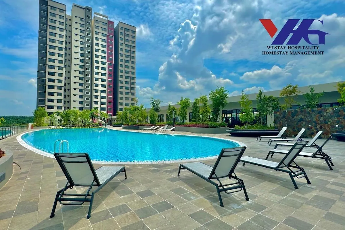 Arena Designer Suite 3Br Klia Sepang