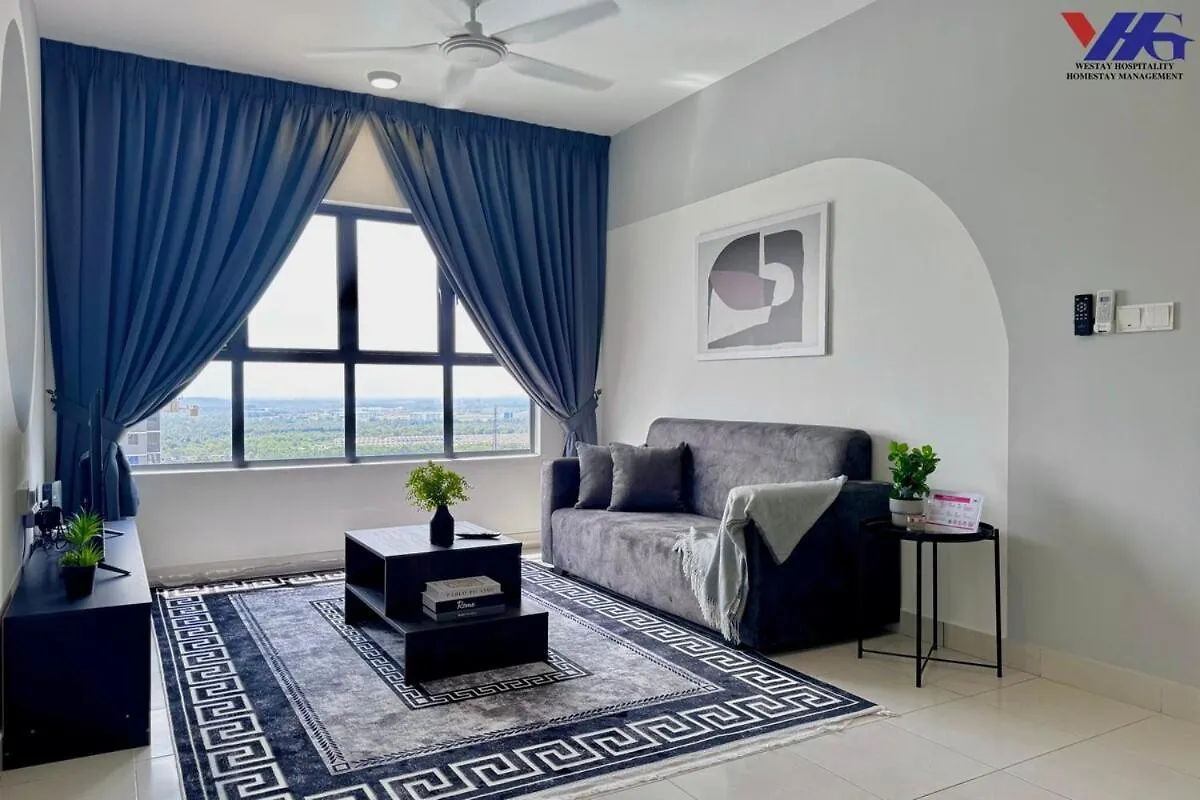 Arena Designer Suite 3Br Klia Sepang 0*,  Malajsie