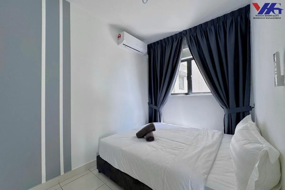 Arena Designer Suite 3Br Klia Sepang Apartment
